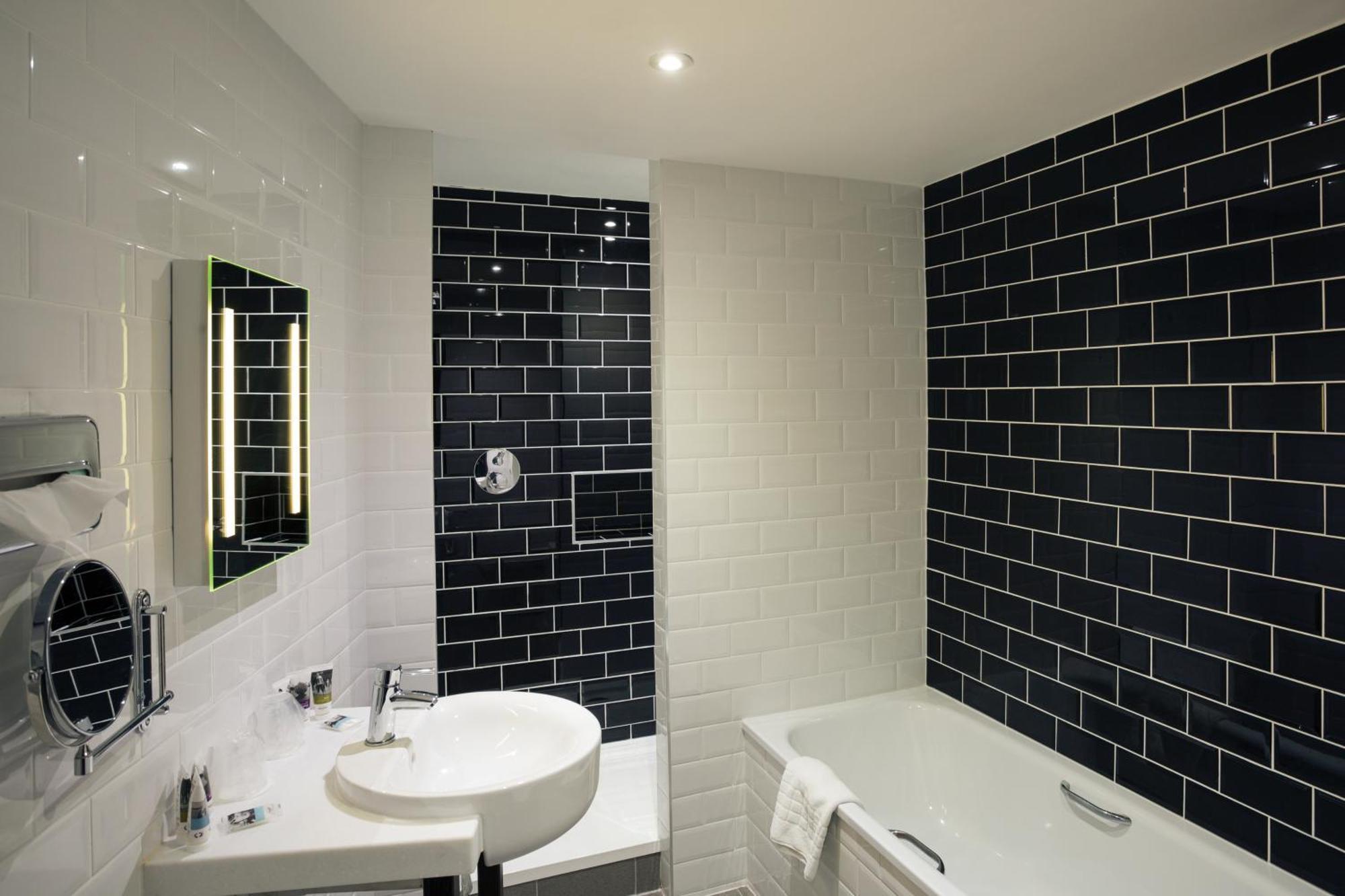 Mercure Centre Danum 3*