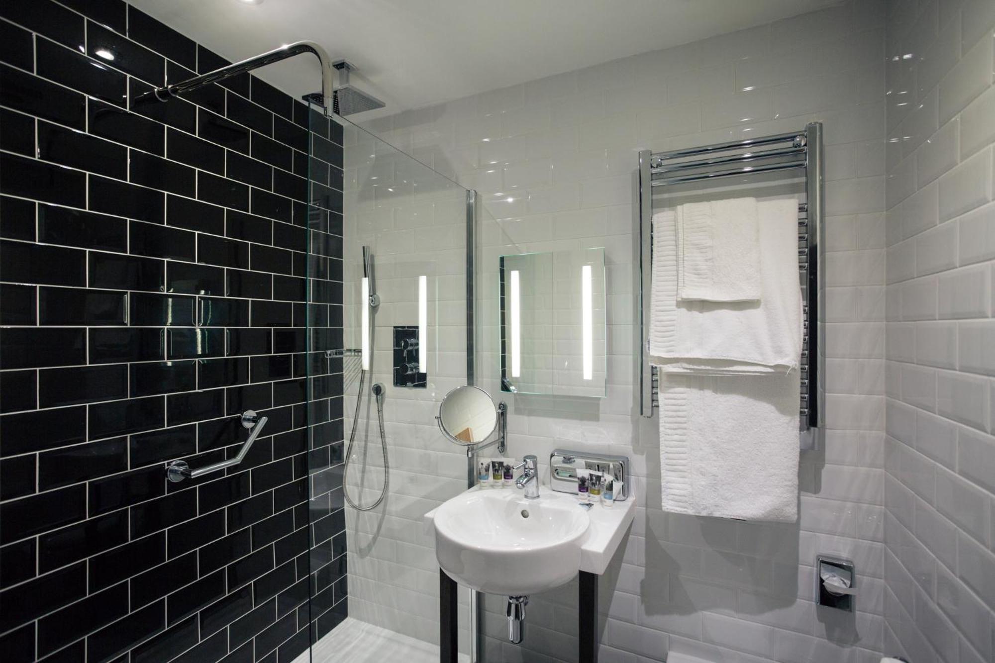Mercure Centre Danum Hotel